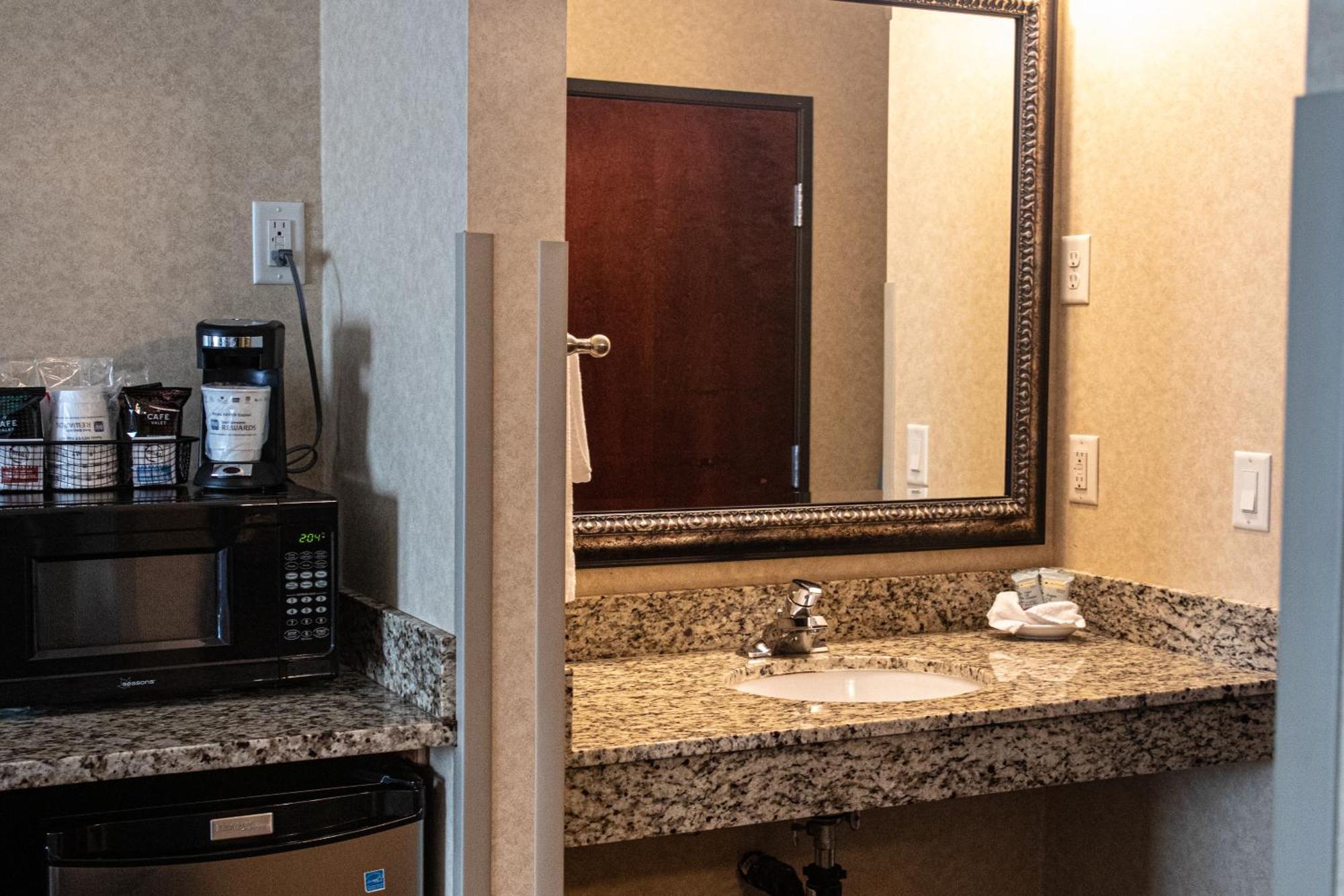Best Western University Inn And Suites Forest Grove Kültér fotó