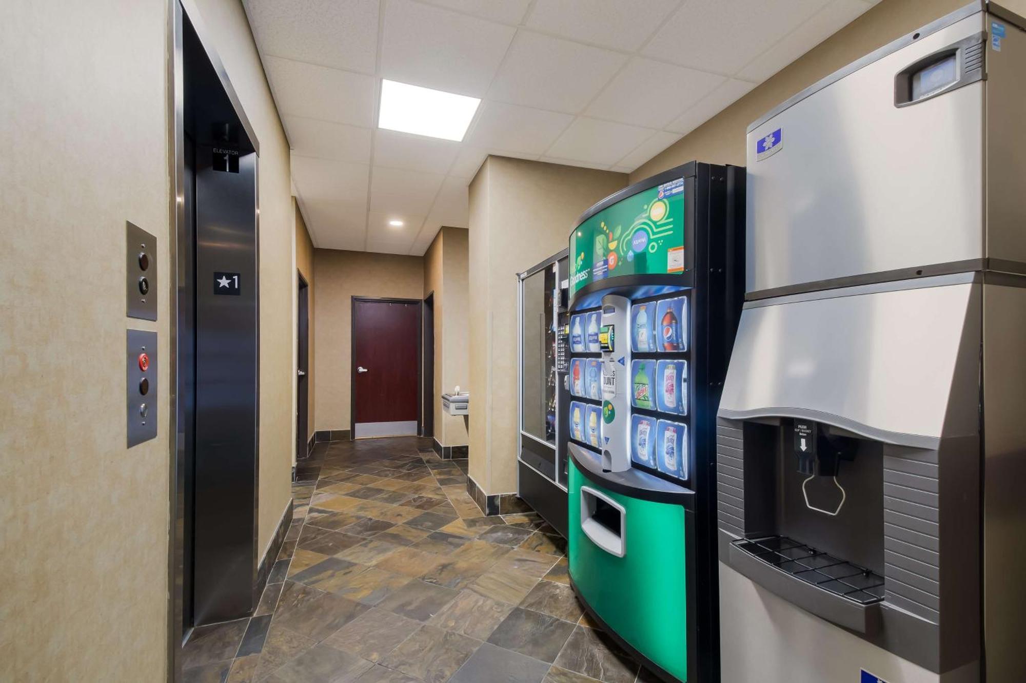 Best Western University Inn And Suites Forest Grove Kültér fotó